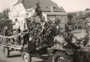 mottowagen59-02-min